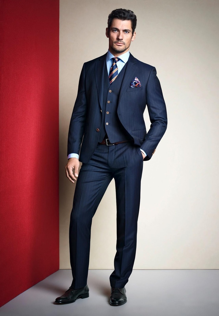 Costume homme bleu foncé - Le mariage