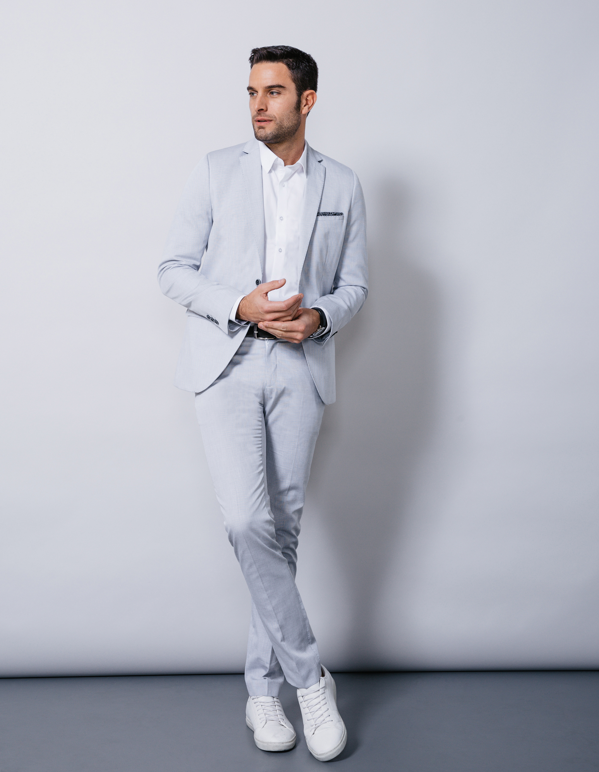 Costume gris clair homme - Le mariage