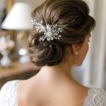 Comment réussir un chignon de mariage impeccable ?